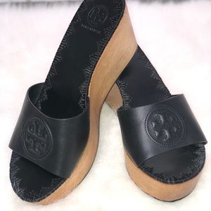 Tory Burch wedge slides size 8